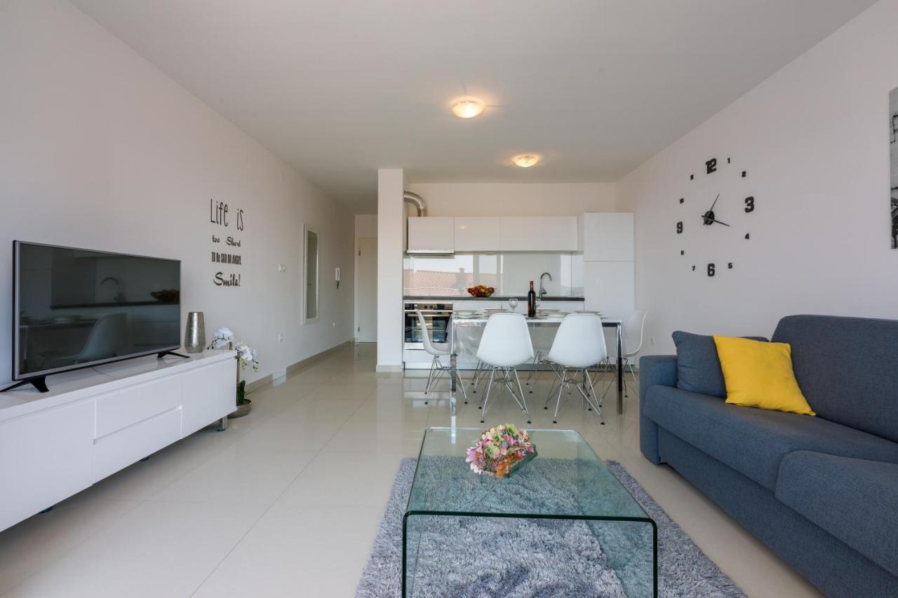 Apartmani Ilicevic Crikvenica Exterior photo