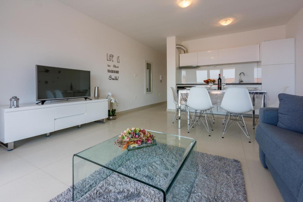 Apartmani Ilicevic Crikvenica Exterior photo
